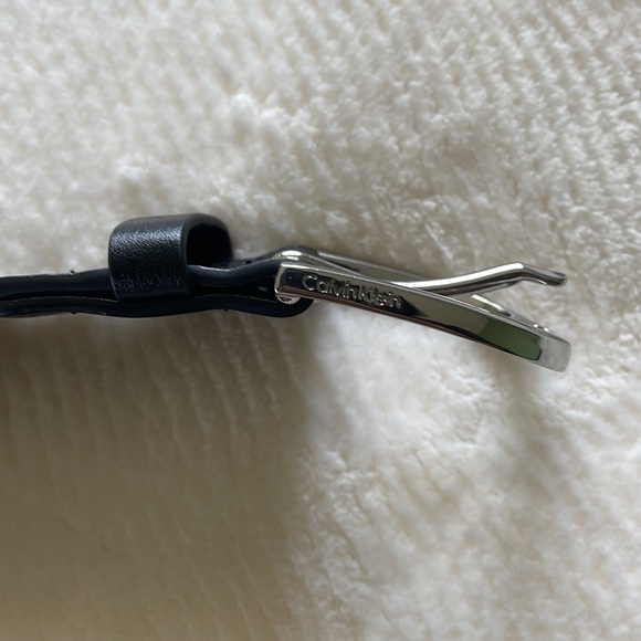 Black and Silver Calvin Klein Belt - Picture 3 of 5